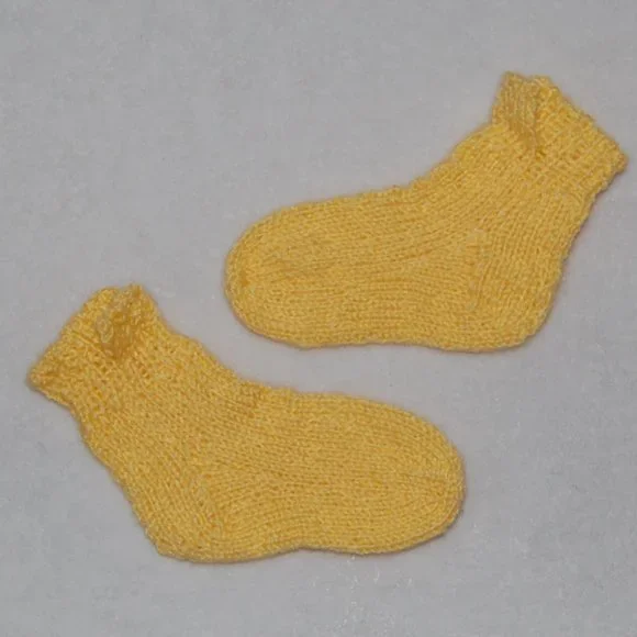 NEW Handmade Two Pairs of Ankle Socks for Toddlers, Yellow & Periwinkle Blue - Picture 5 of 6